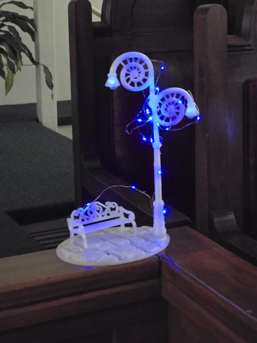 Got taken to an absolutely beautiful #HollowKnight #Silksong concert by <a href="/SavageSwine/">Fudge The Bosshog</a> for my birthday. Absolutely loved it! Such great talent for one of my favorite video game series 
#KnightsofTears