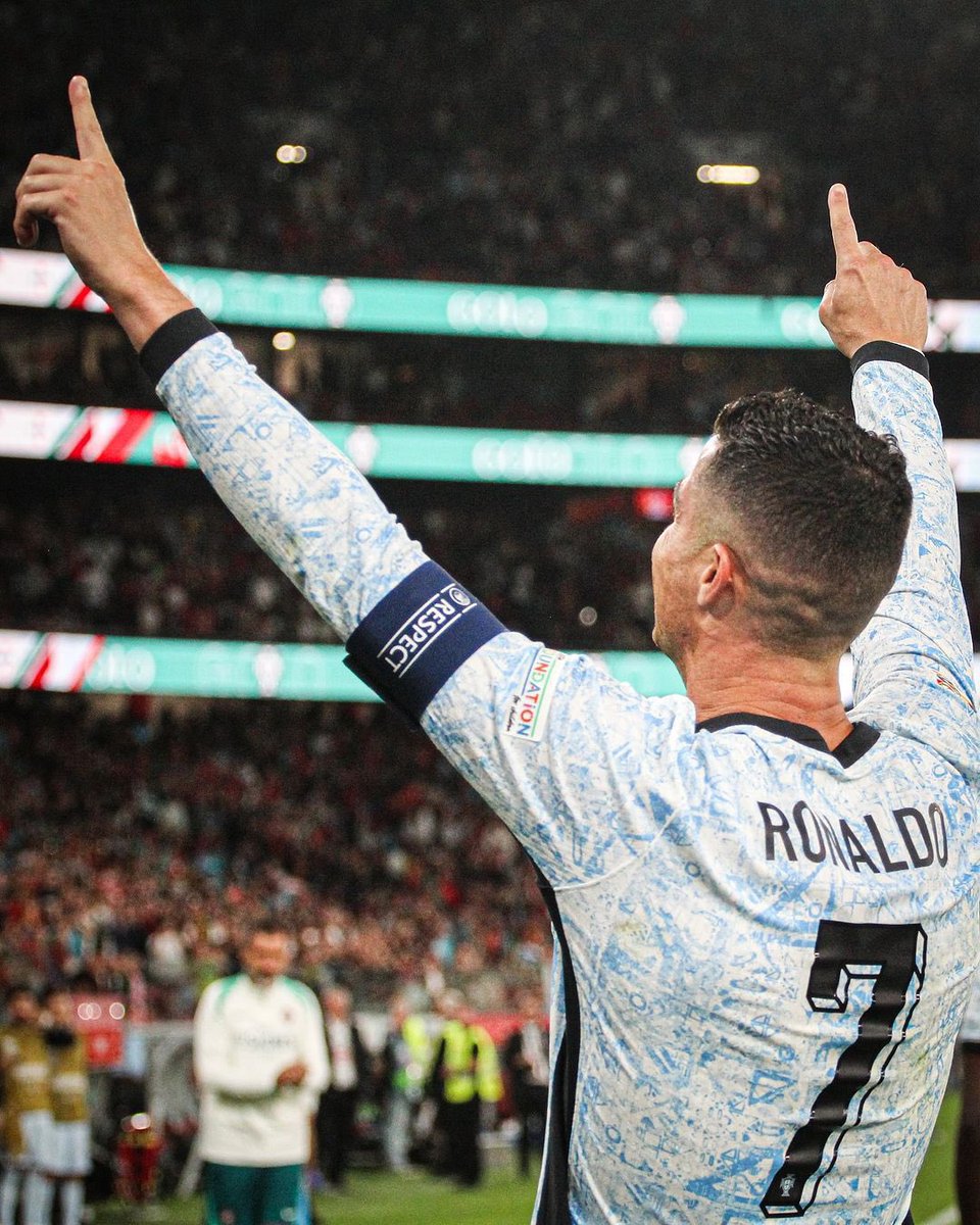 توي ادري ميسي وصل للهدف 900 من شبيحته

عموماً وصلناها في 2024 وضد كرواتيا وليس هواه