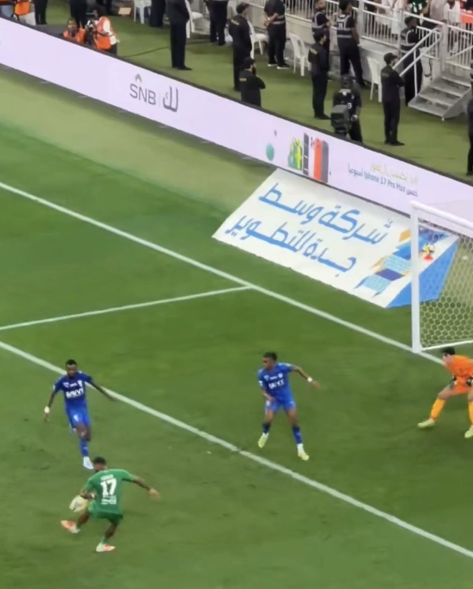 نواف tweet media