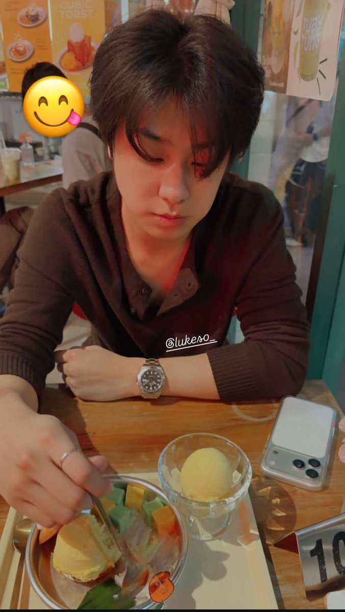 LukeMick Philippines tweet media