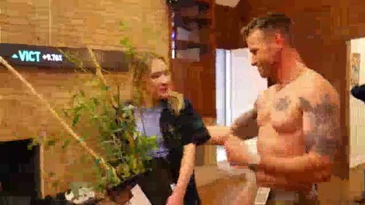 Universal Quacks tweet media