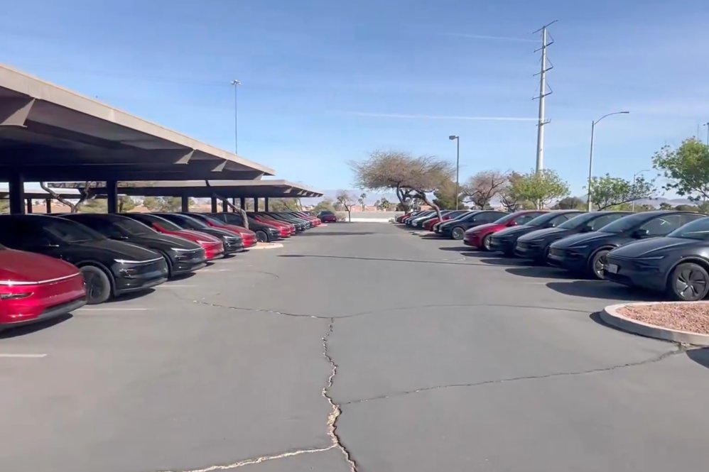 XCorpHub tweet media