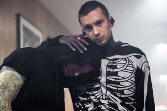 ☆ RØWEN ⊬ #quietisviolent❕ tweet media