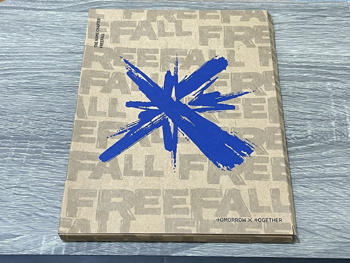 Toorecc's tweet photo. 💌 #RT | พร้อมส่ง

♡ อัลบั้ม The Name Chapter: FREEFALL
♡ ได้ของทั้งหมดตามภาพ
♡ ราคา 189฿
♡ ค่าส่ง 40฿

สนใจ/สอบถามเพิ่มเติม DM

#ตลาดนัดทีเร้ก #ตลาดนัดtxt #แผงลอยโมอา #การ์ดทีเร้ก #ปล่อยของสะสมทีเร้ก https://t.co/c39VLxDnD2