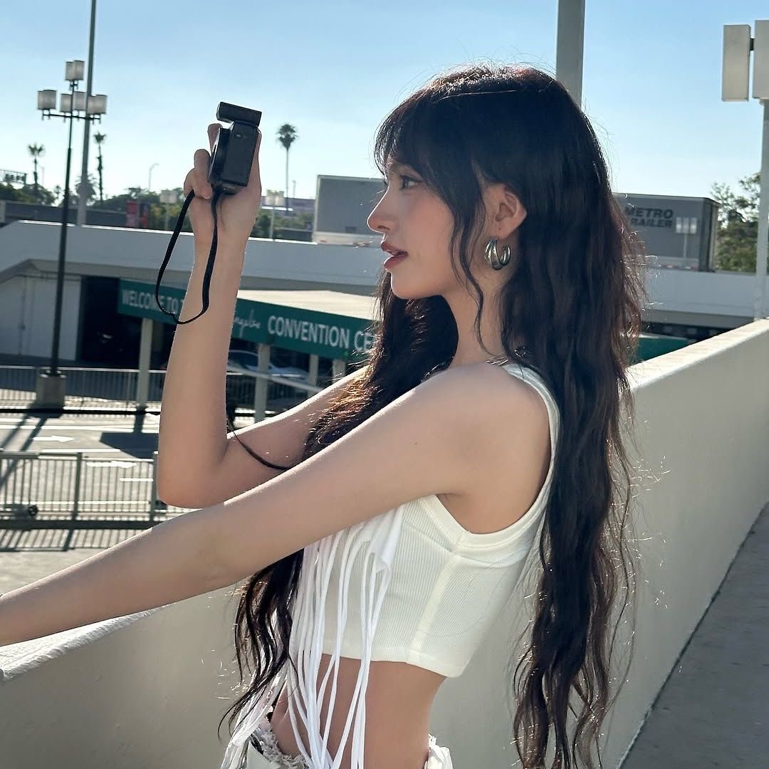 AriAnaProMia's tweet photo. ⠀⠀⠀:¨·.·¨:
⠀⠀⠀`·.  #edtwt intro 🐇

 New acc, but not new to edtwt,
        looking  for  mutuals .ᐟ
18 y old • she/her • very active 
165cm ★ gw: 45 ★ ugw: 43
           ♡ pro-recovery ♡
                          🫂

💬 / ♡ / ↻ to be moots

#moothunt https://t.co/oiqZqZnD5h