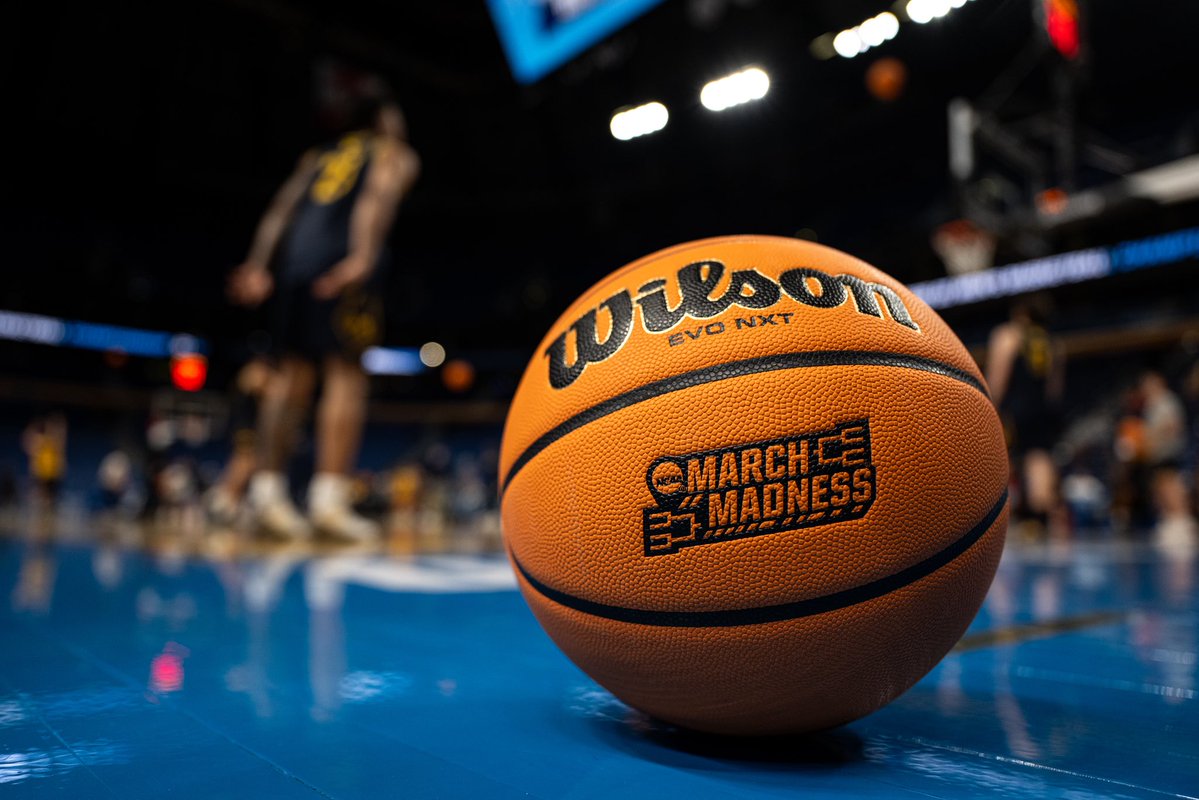 Michigan Men's Basketball tweet media