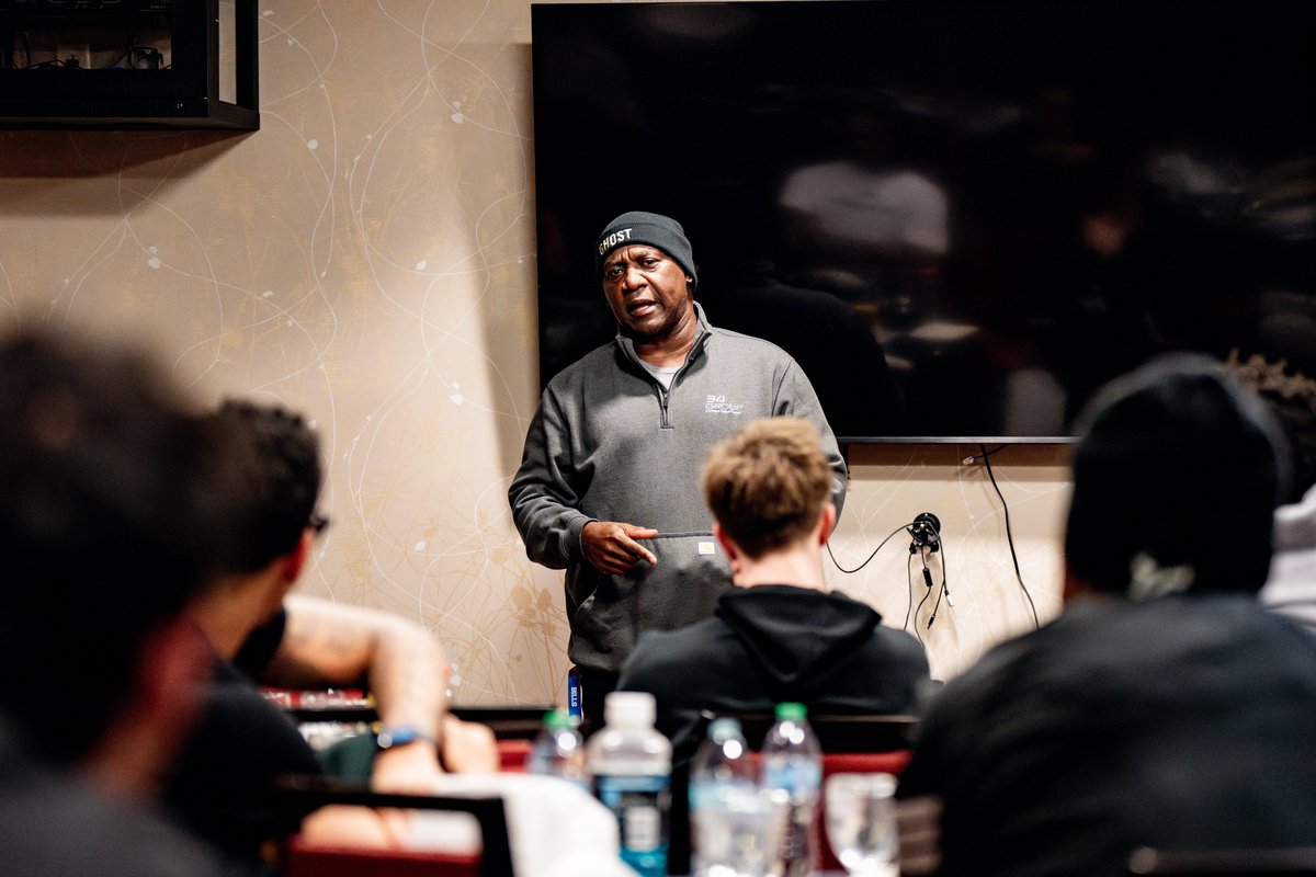 USF Men's Basketball tweet media