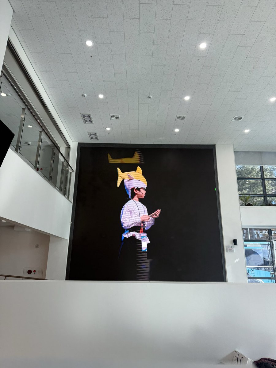 김떡상 tweet media