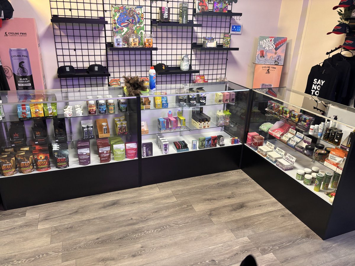 Nowhere near where I need to be, but the shop is coming along nice! Been extremely busy this week. Really haven’t had the time to post much, but that will pick up soon! 

#StillBlessed