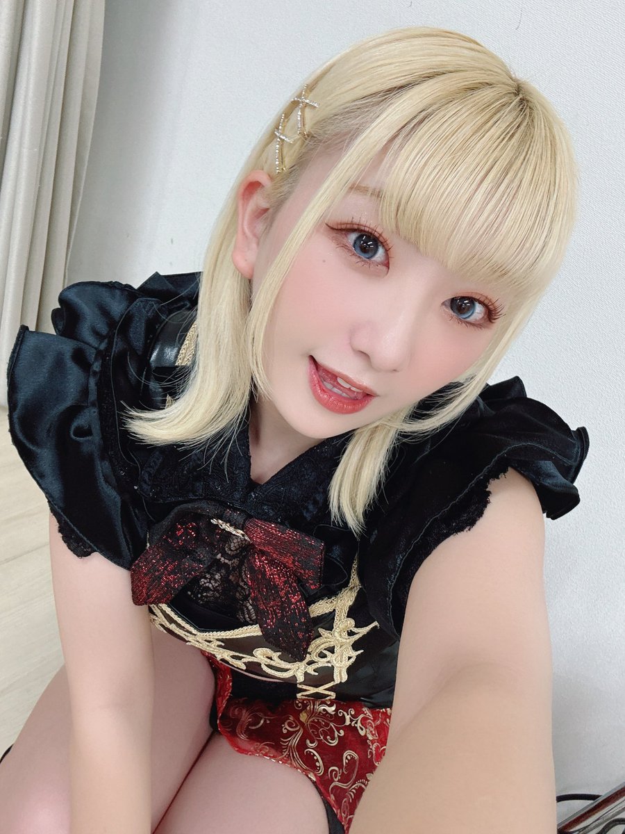 わいの推しメンの八木栞菜ちゃん（@KRD8_Kanna ）ですグラビアもやってます、昨今、アイドル晒され暗黒時代ですが、この人は推したら絶対幸せにしてくれます。あ、本物の腹筋割れてます。フォローしろください。

https://t.co/YdZAtXnVfc https://t.co/UTQE2pRglk