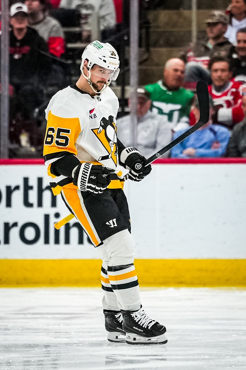 Penguins PR tweet media