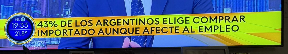 FEdePyME's tweet photo. Una sociedad que se suicida.

4 de cada 10 argentinos compran en shein y temu, sabiendo que afecta el empleo 🇦🇷

Lectura urgente de Brecht en las escuelas 🙏

#trabajo #dignidad #industria #pymes https://t.co/6KxGp2bbrE