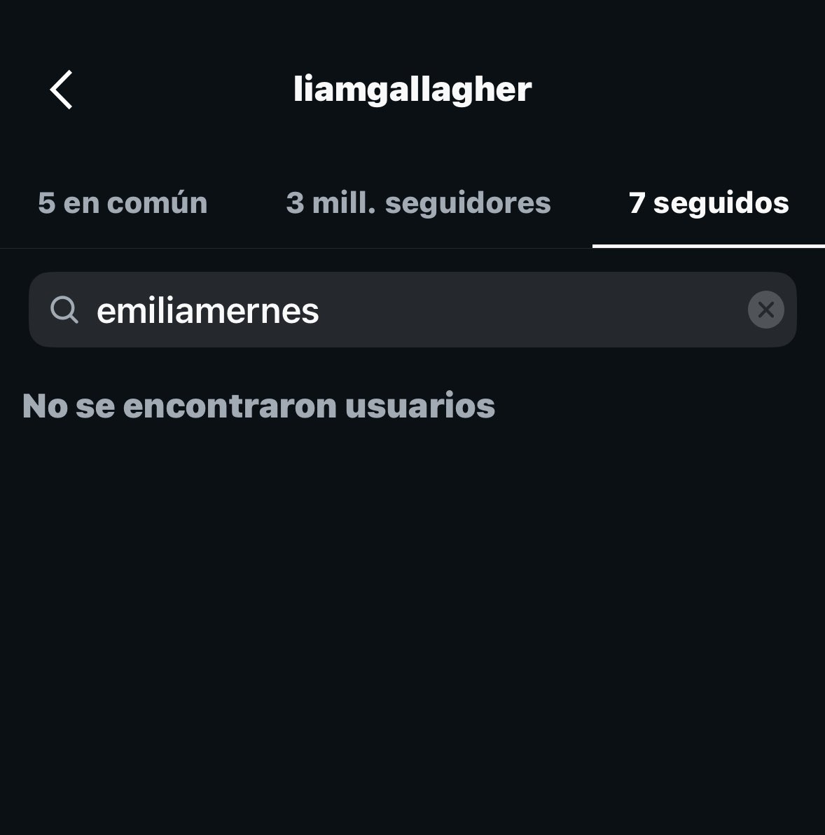 🚨ATENCIÓN 🚨
LIAM GALLAGHER de el famoso grupo OASIS, dejó de seguir a Emilia Mernes en Instagram.