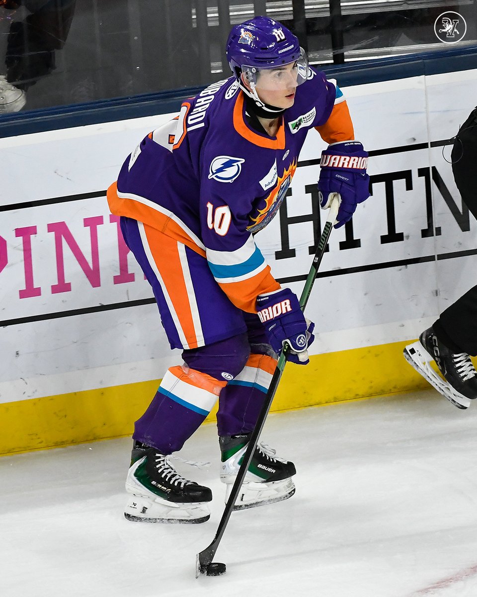 UVM Men's Hockey tweet media