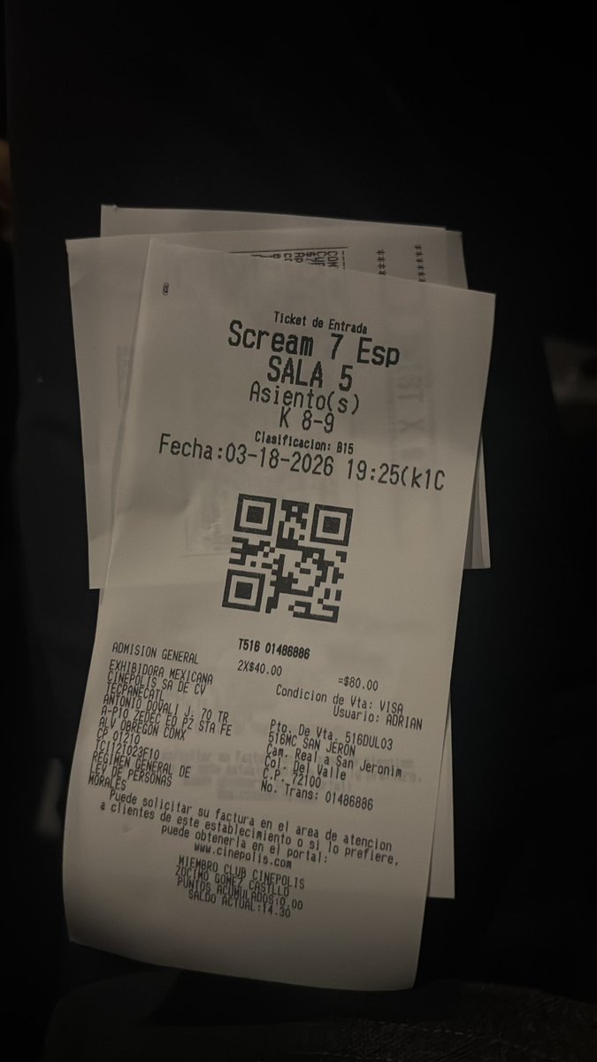 XOXIWO's tweet photo. Tío @Cinepolis 7:36 y no han comenzado a proyectar la película… puedo solicitar un reembolso!? O acá que procede!? https://t.co/nJJwnNgY8e