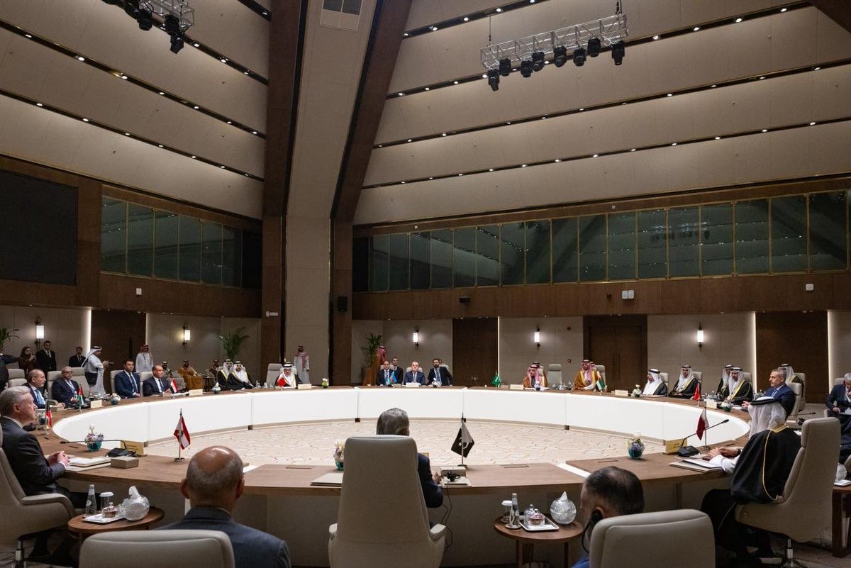 اجتماع وزاري يطالب إيران بوقف اعتداءاتها واحترام القانون الدولي