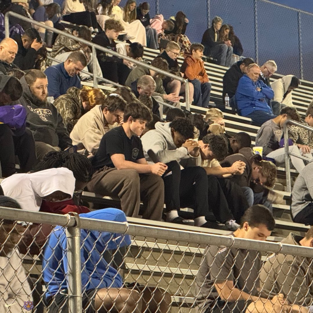 Columbia High Football tweet media