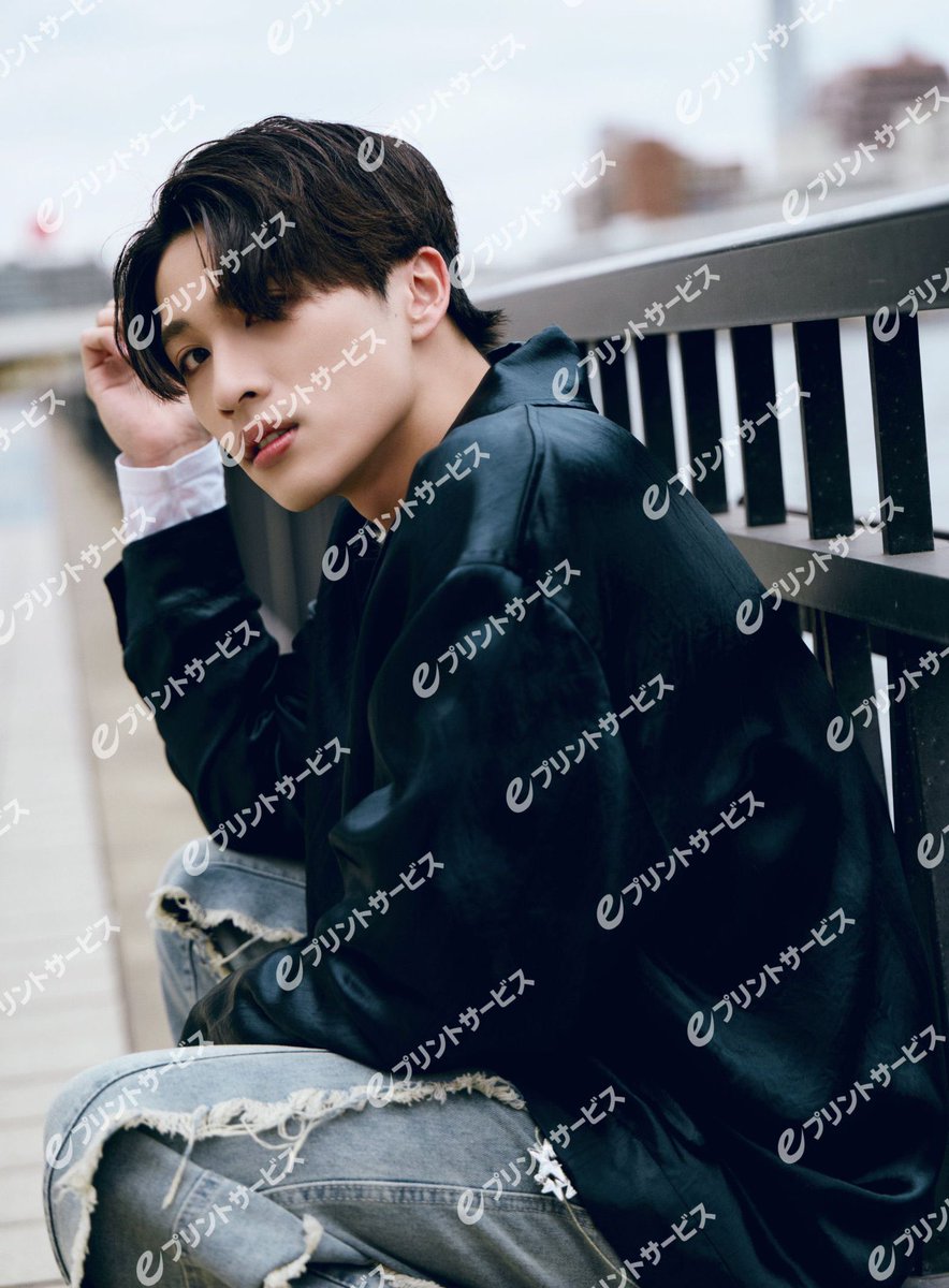 dolcestarnews's tweet photo. #窪田宗一郎 ★
雑誌『 #JUNON 』 4・5月号 

#eプリントサービス での
ブロマイド販売明日まで❣️
https://t.co/phDY1UKVpJ

@junon_jp
#eプリ https://t.co/TVmVrdCp49