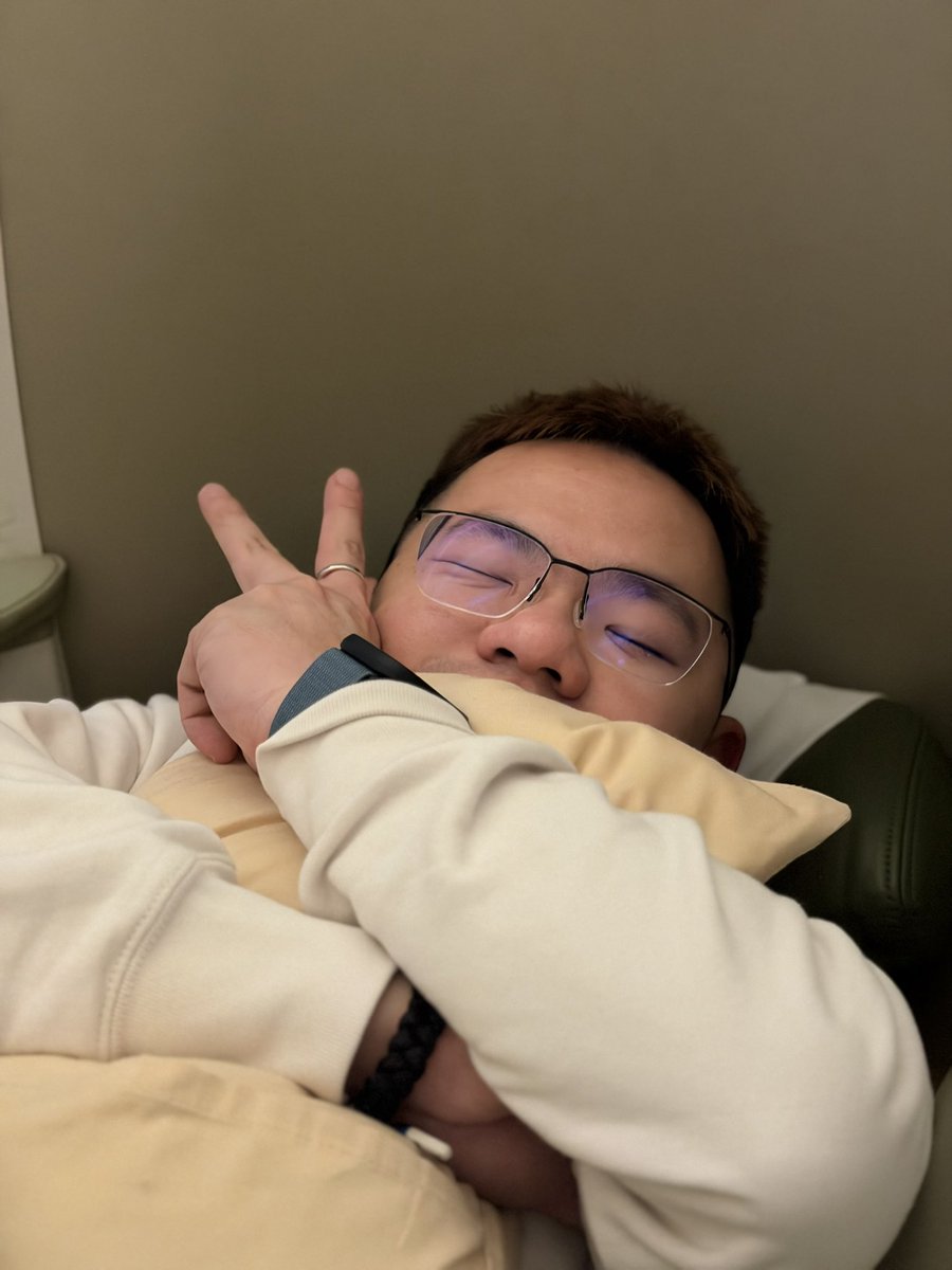 Christoflurp tweet media