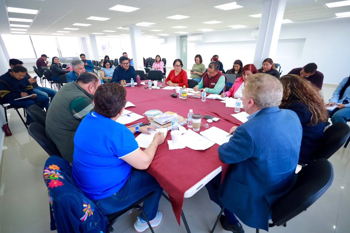 Fanny Zapp tweet media