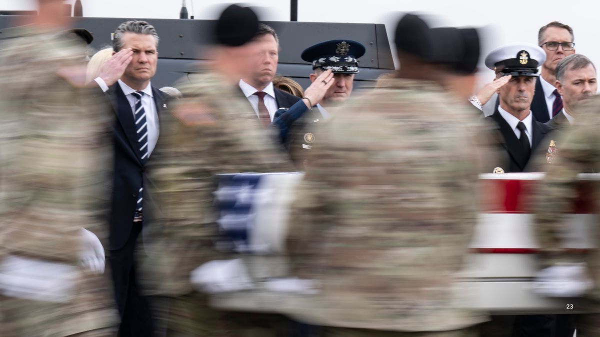 snopes.com tweet media