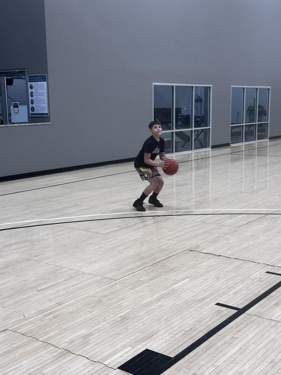 Andrew Hernandez tweet media