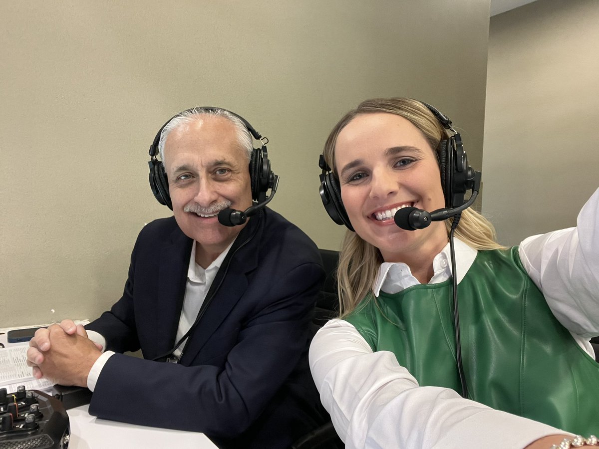 Alexis Downie tweet media