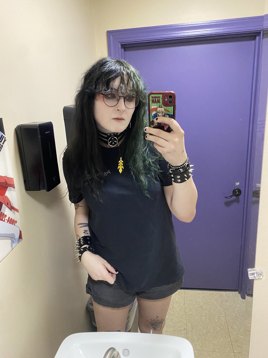 astrid 🦭 tweet media