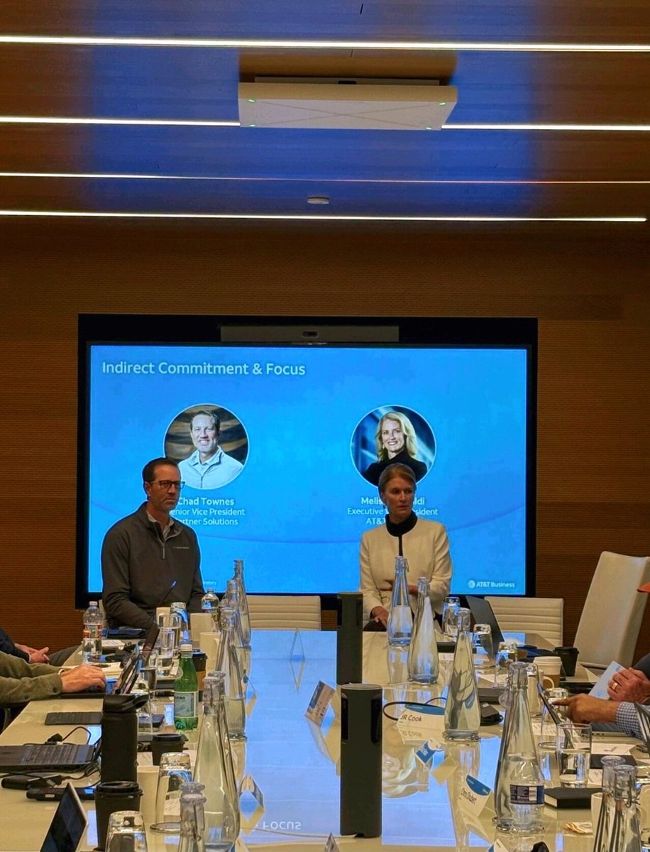 Anna Tipton 🌐 tweet media