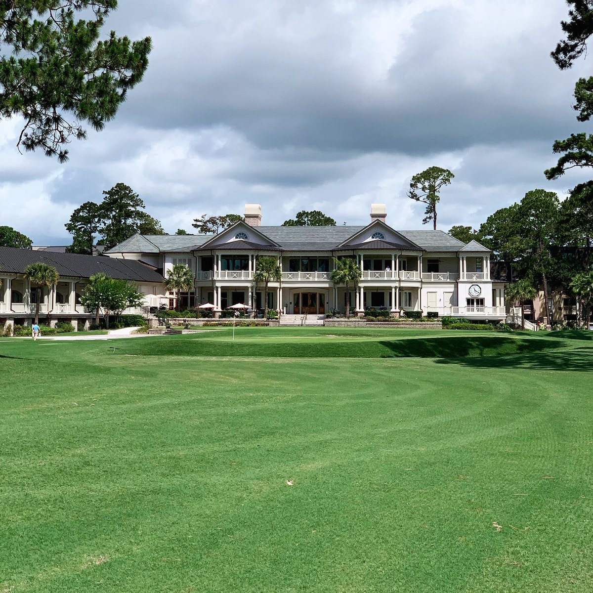 Sir Chuck Hammer tweet media