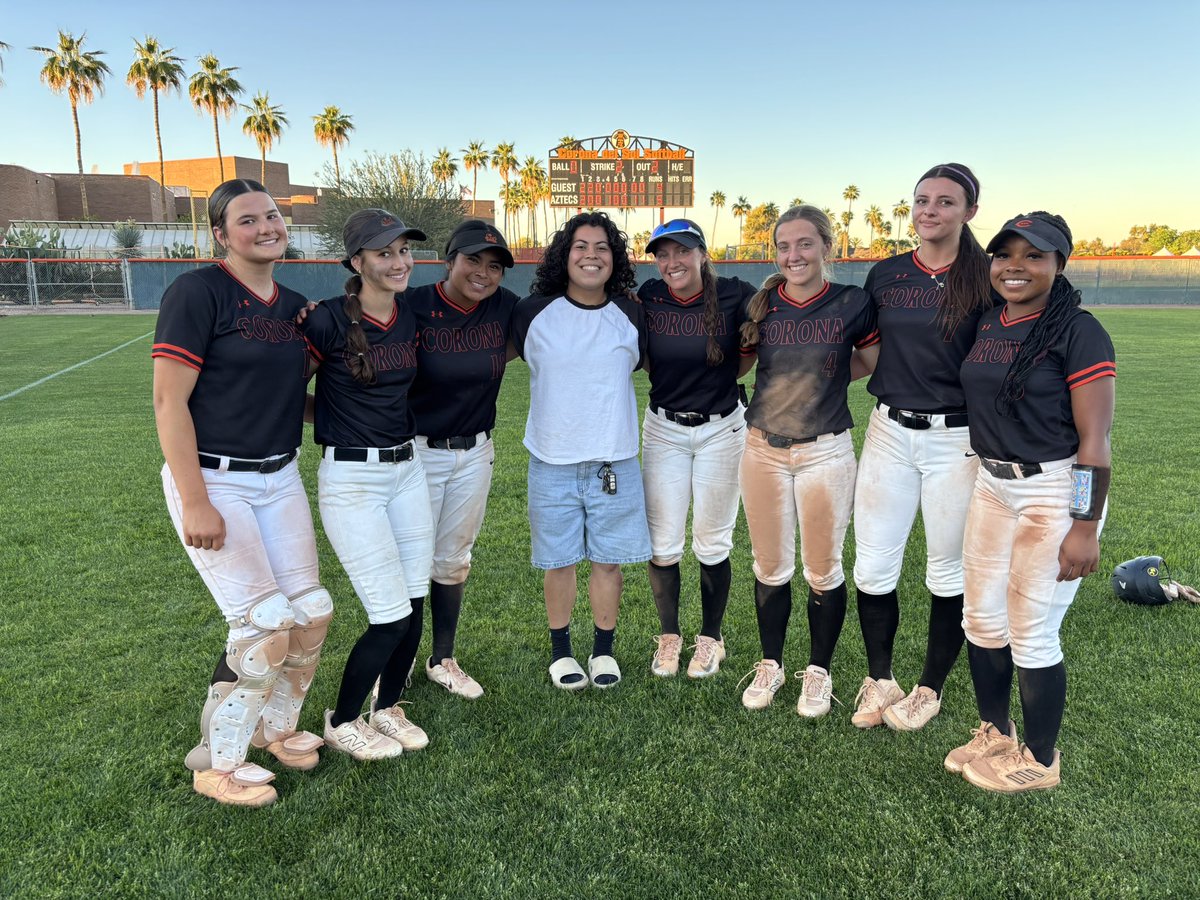 CDS Aztec Softball 🥎 tweet media