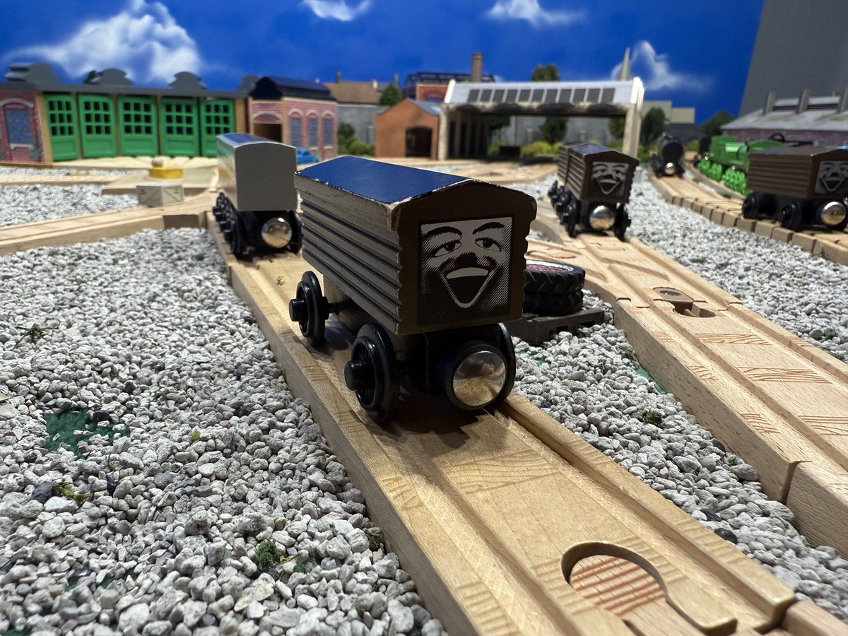 TankEngineThomas tweet media
