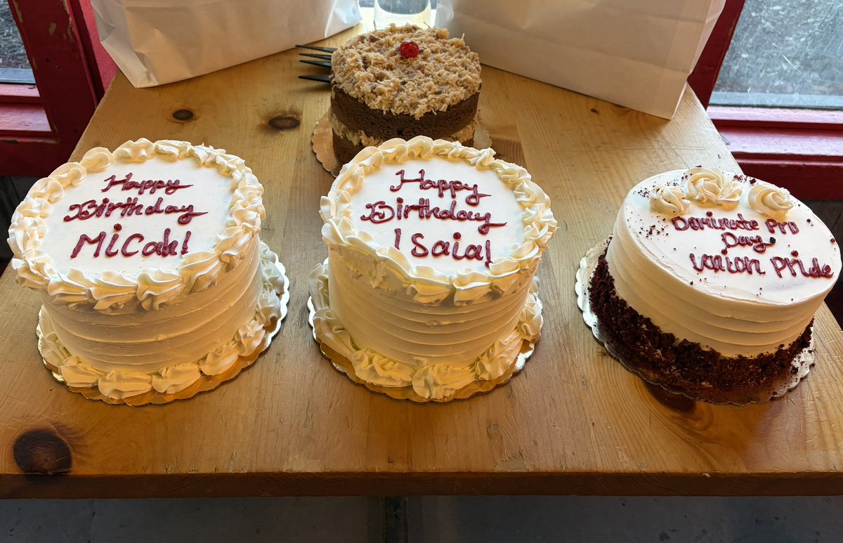 Chris Klenakis tweet media