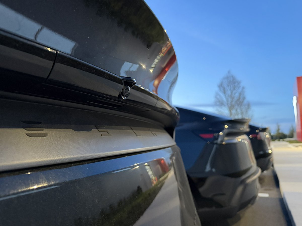 Sawyer Merritt tweet media