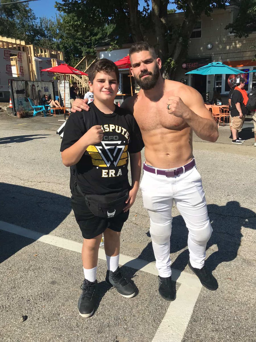 Chris Sanders tweet media