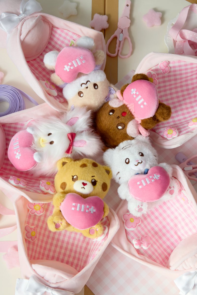 HYBE MERCH tweet media