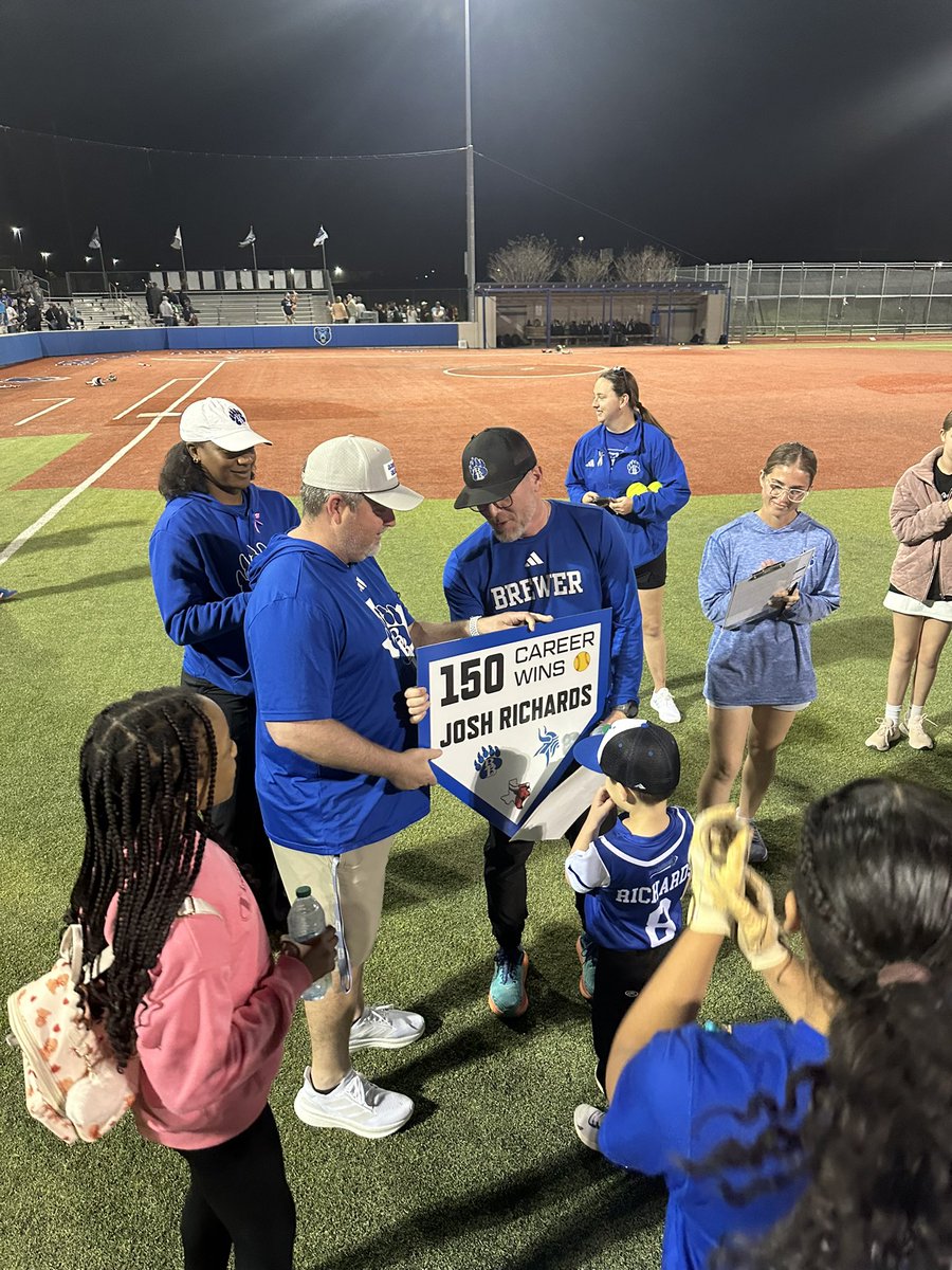 Official Brewer Bears Athletics tweet media