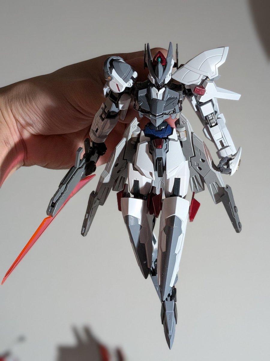 キリッサ tweet media