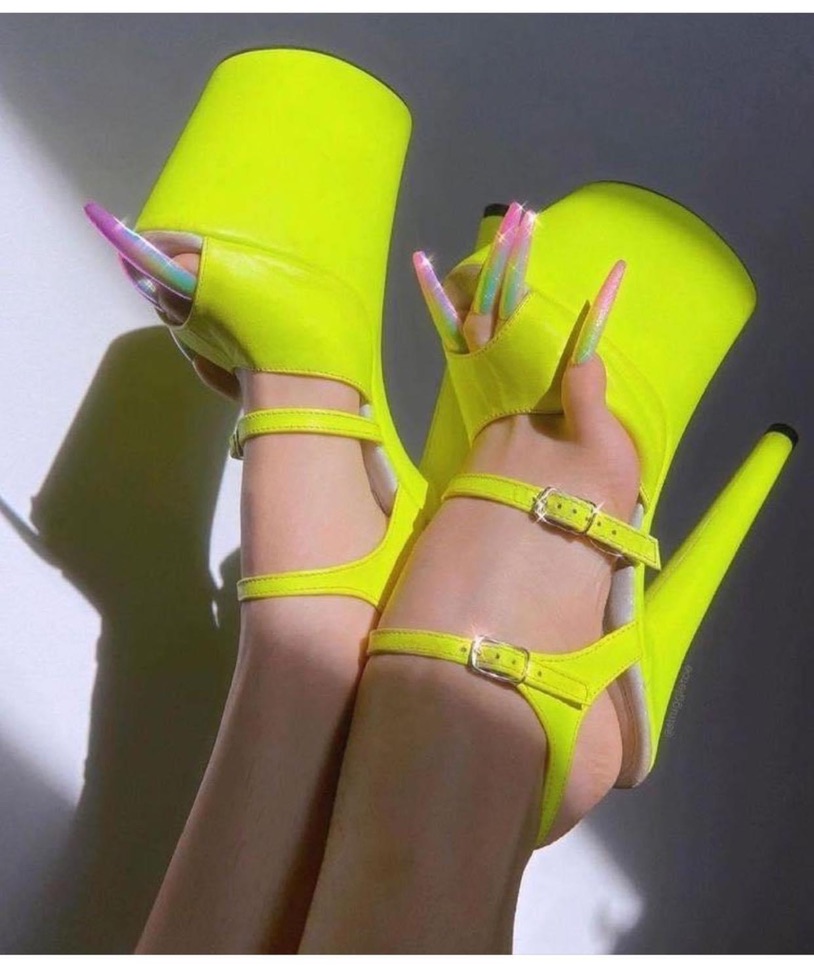 Cynical Latina tweet media