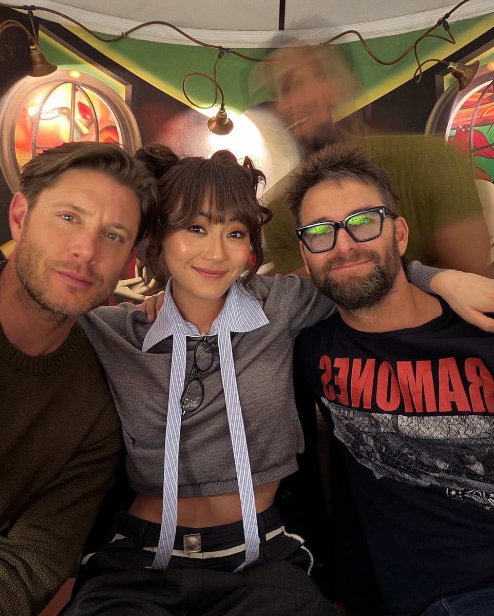 esme (#1 carri stan) tweet media