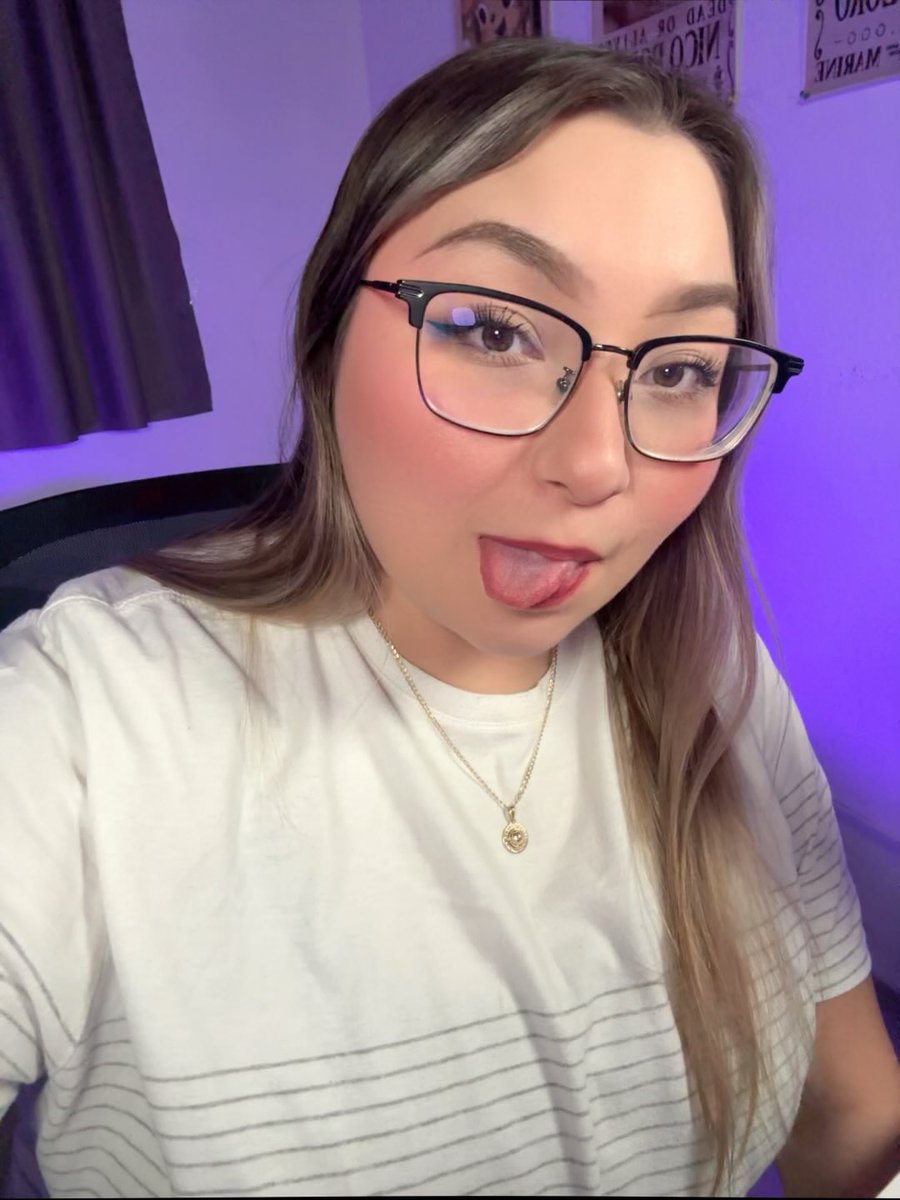 Estefania🐝 tweet media