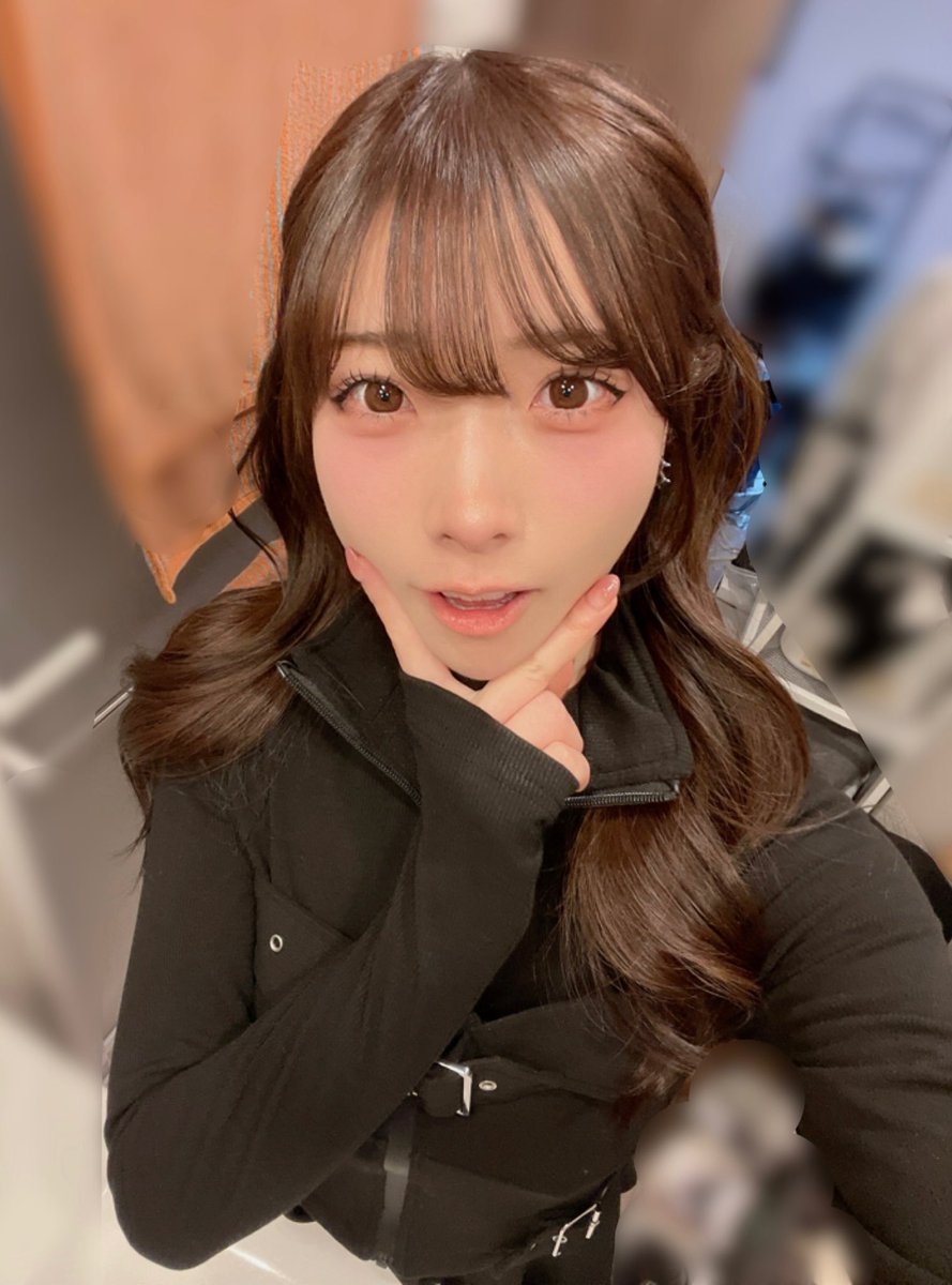 honey____q's tweet photo. 🩶✨ https://t.co/e1rVDZnegm