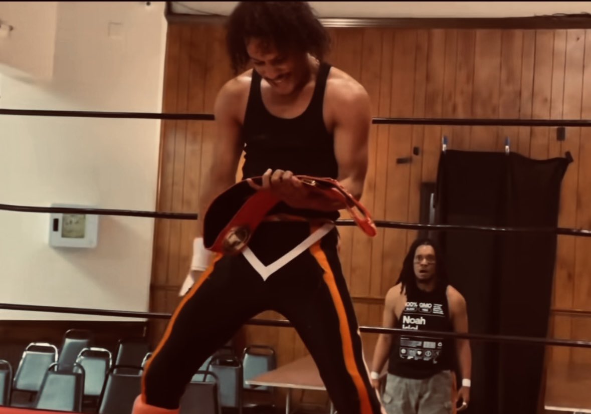 Noah Idol🕸™️ tweet media