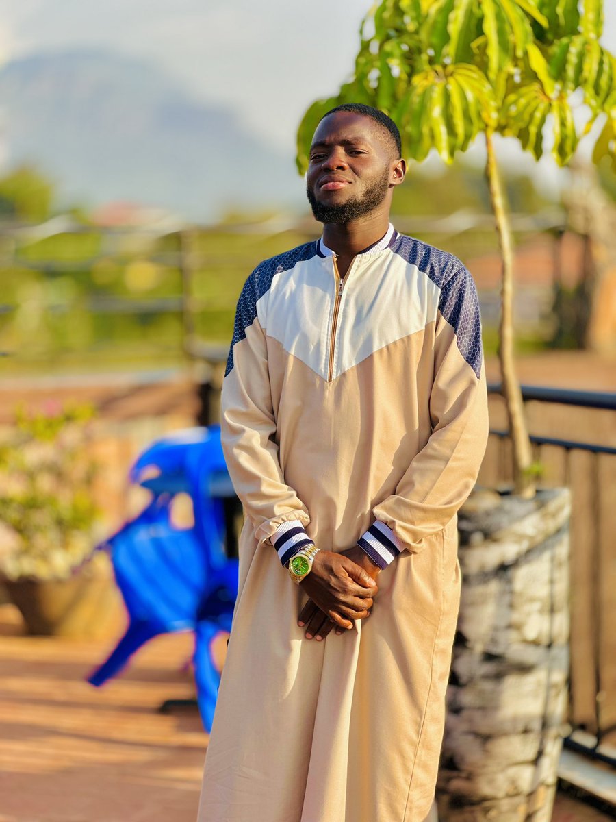 Taata Mbale 19 tweet media