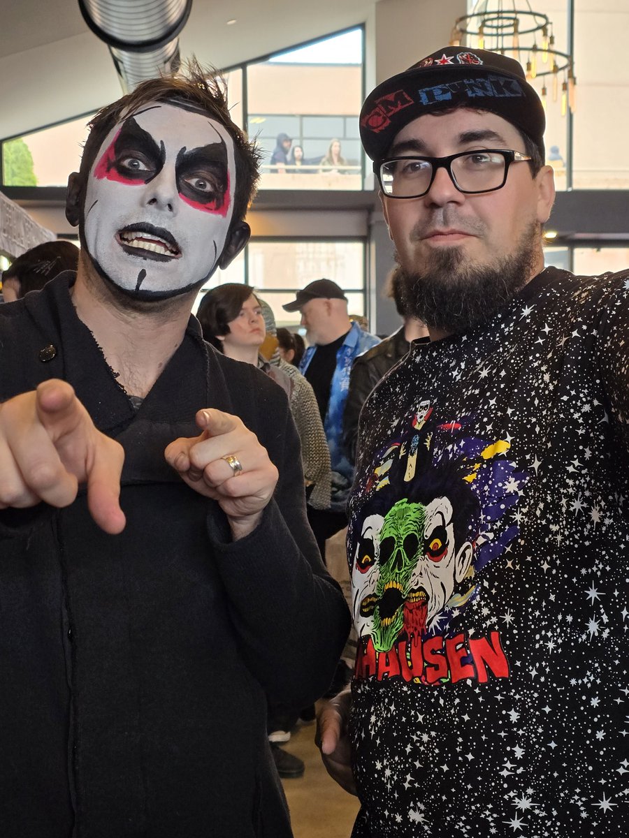 Christopher James tweet media