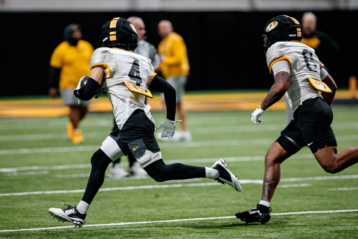 ✞Trajen Greco✞ tweet media