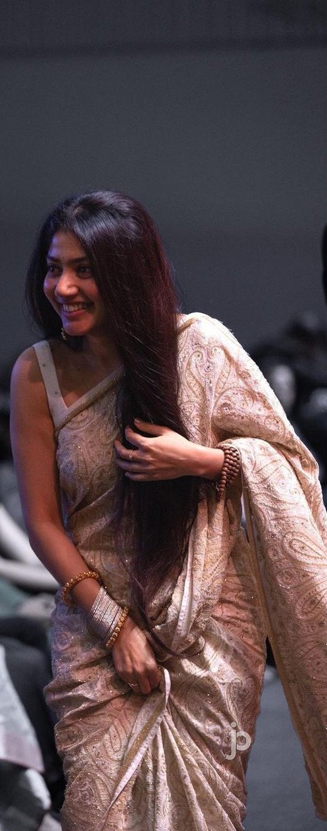 ParavasaNilai tweet media