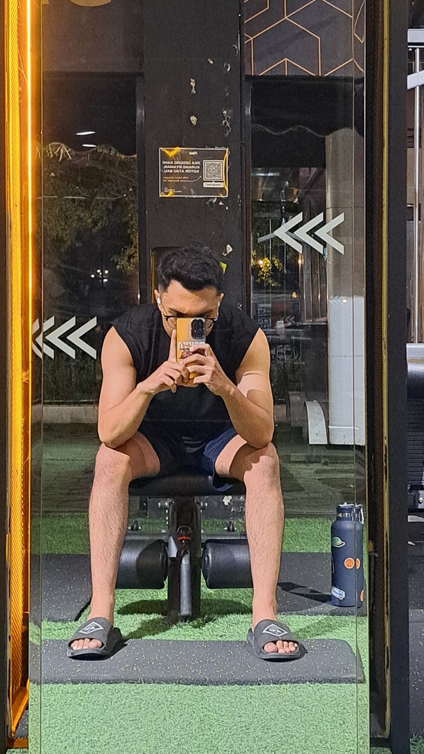 BUKAN BASE RATED tweet media