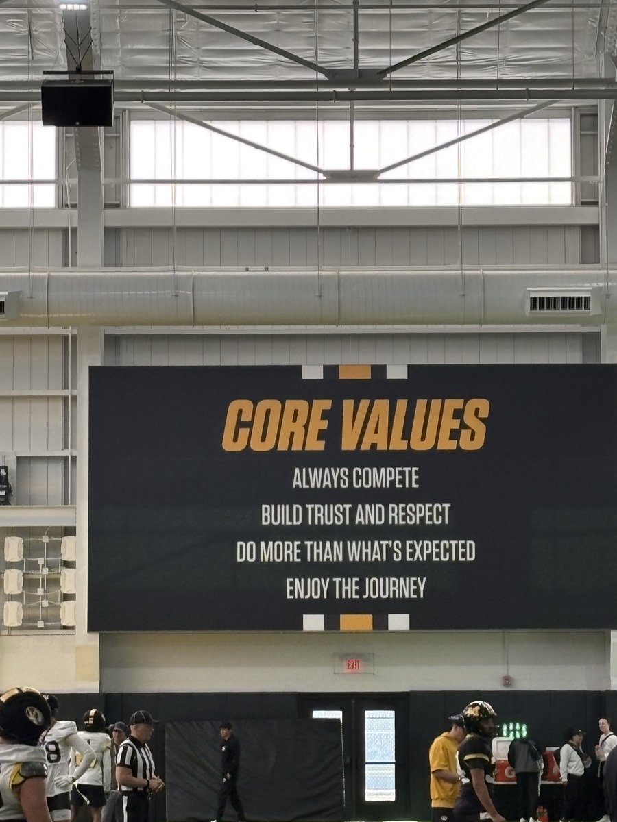 Doug Hix tweet media