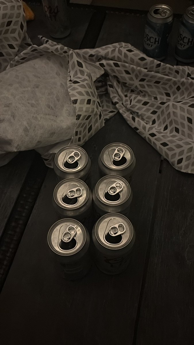 Pobby Bortis - Nurse tweet media